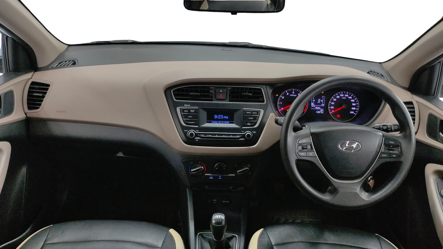 Used 2019 Hyundai Elite i20 Magna Plus 1.2 Petrol Manual interior DASHBOARD VIEW