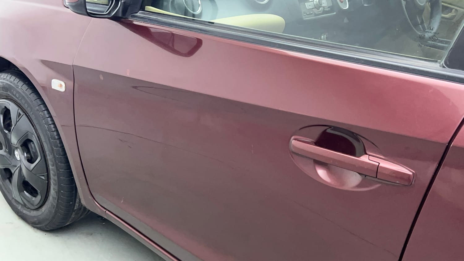 Used 2014 Honda Mobilio S Petrol Petrol Manual dents MINOR SCRATCH