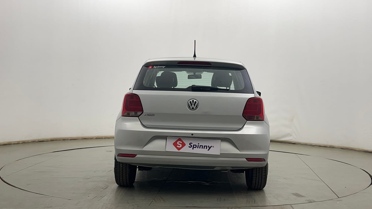 Used 2015 Volkswagen Polo Comfortline 1.2L (P) Petrol Manual exterior BACK VIEW