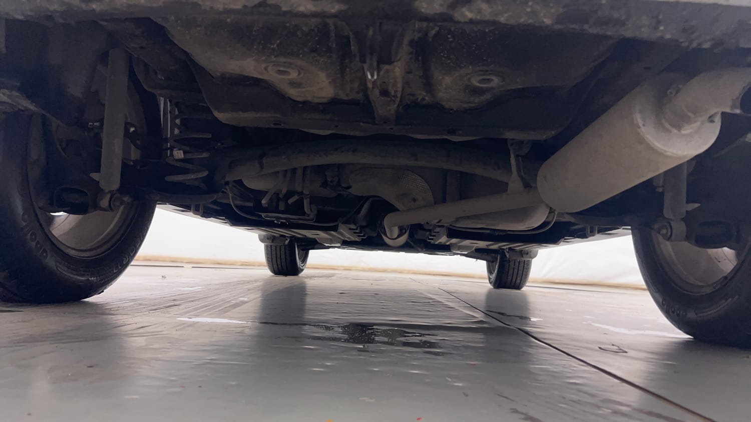 Used 2024 Toyota Urban Cruiser Hyryder G NeoDrive Petrol Manual extra REAR UNDERBODY VIEW (TAKEN FROM REAR)