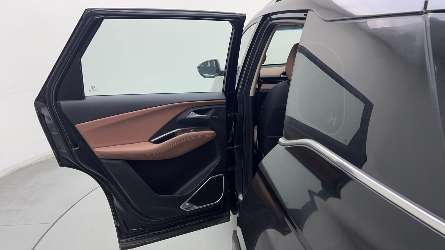 Used 2023 MG Motors Hector Plus Savvy Pro 1.5 Turbo Petrol CVT 6 STR Petrol Automatic interior LEFT REAR DOOR OPEN VIEW
