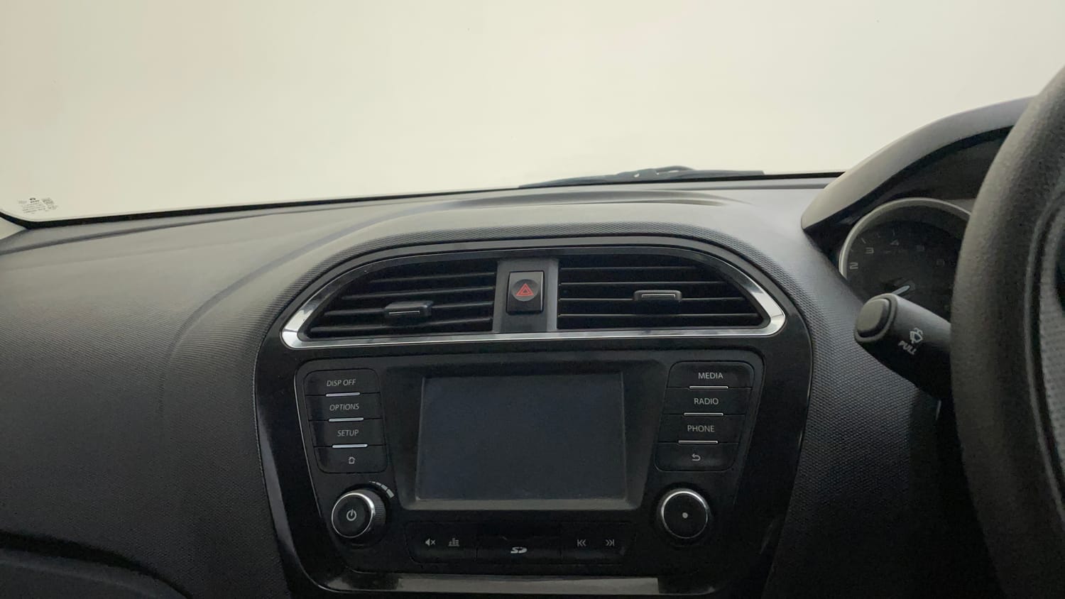 Used 2017 Tata Tigor Revotron XZ (O) Petrol Manual top_features Integrated (in-dash) music system