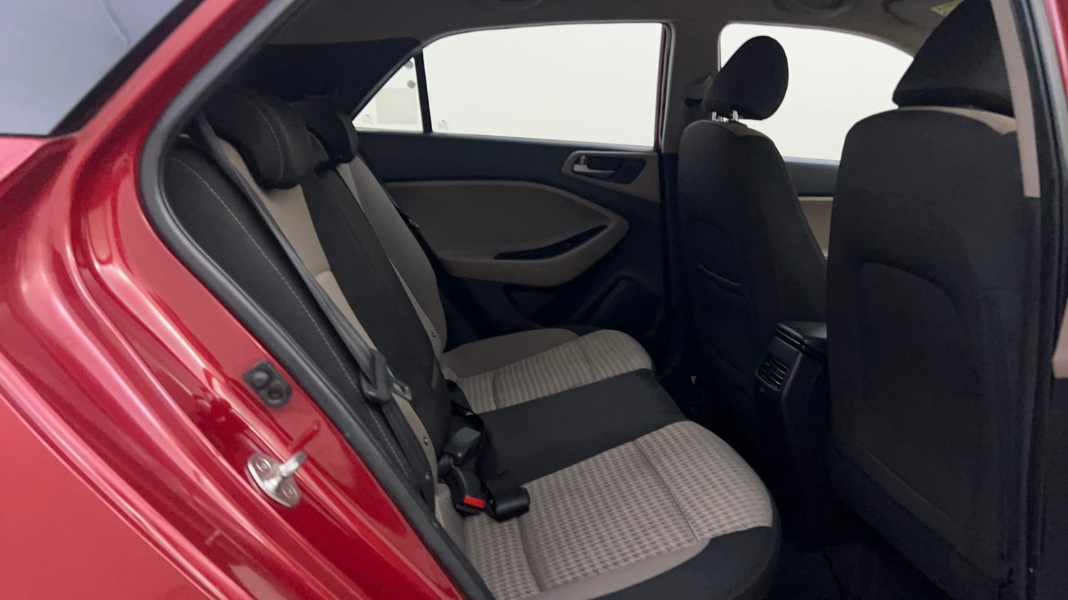 Used 2018 Hyundai Elite i20 Asta 1.2 (O) Petrol Manual interior RIGHT SIDE REAR DOOR CABIN VIEW