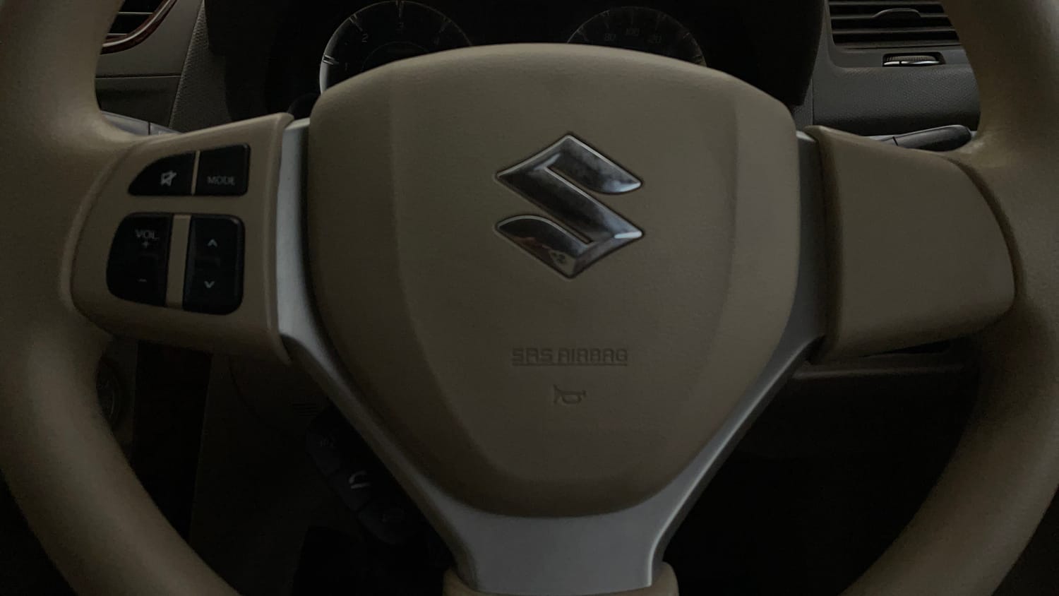 Used 2017 Maruti Suzuki Ertiga ZDI + SHVS Diesel Manual top_features Airbags