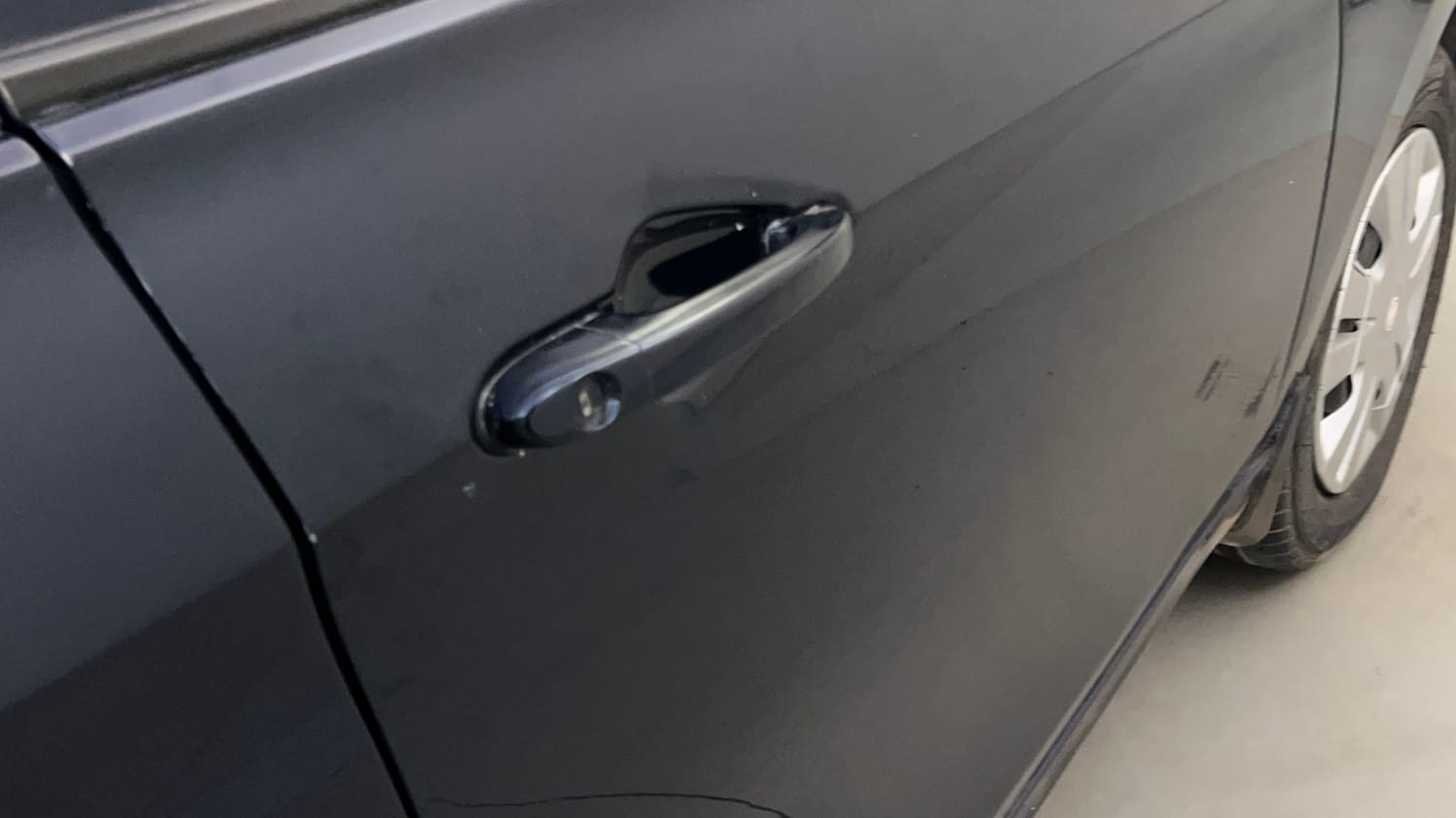 Used 2021 Tata Tiago XT Petrol Manual dents MINOR SCRATCH
