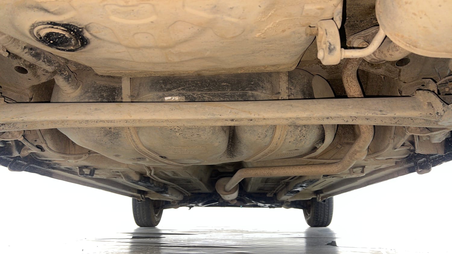 Used 2015 Maruti Suzuki Celerio VXi Petrol Manual extra REAR UNDERBODY VIEW (TAKEN FROM REAR)