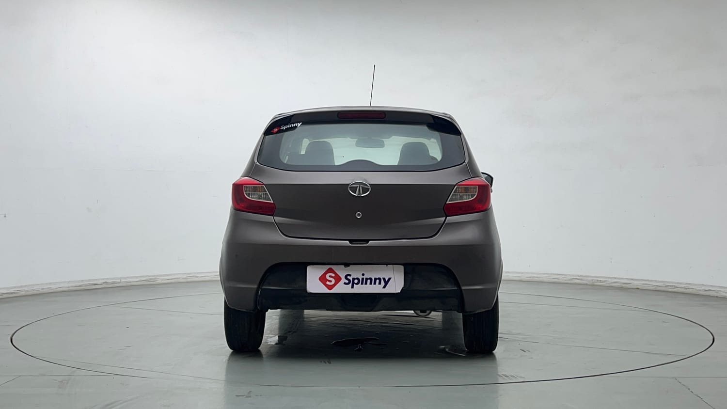 Used 2017 Tata Tiago Revotron XT Petrol Manual exterior BACK VIEW