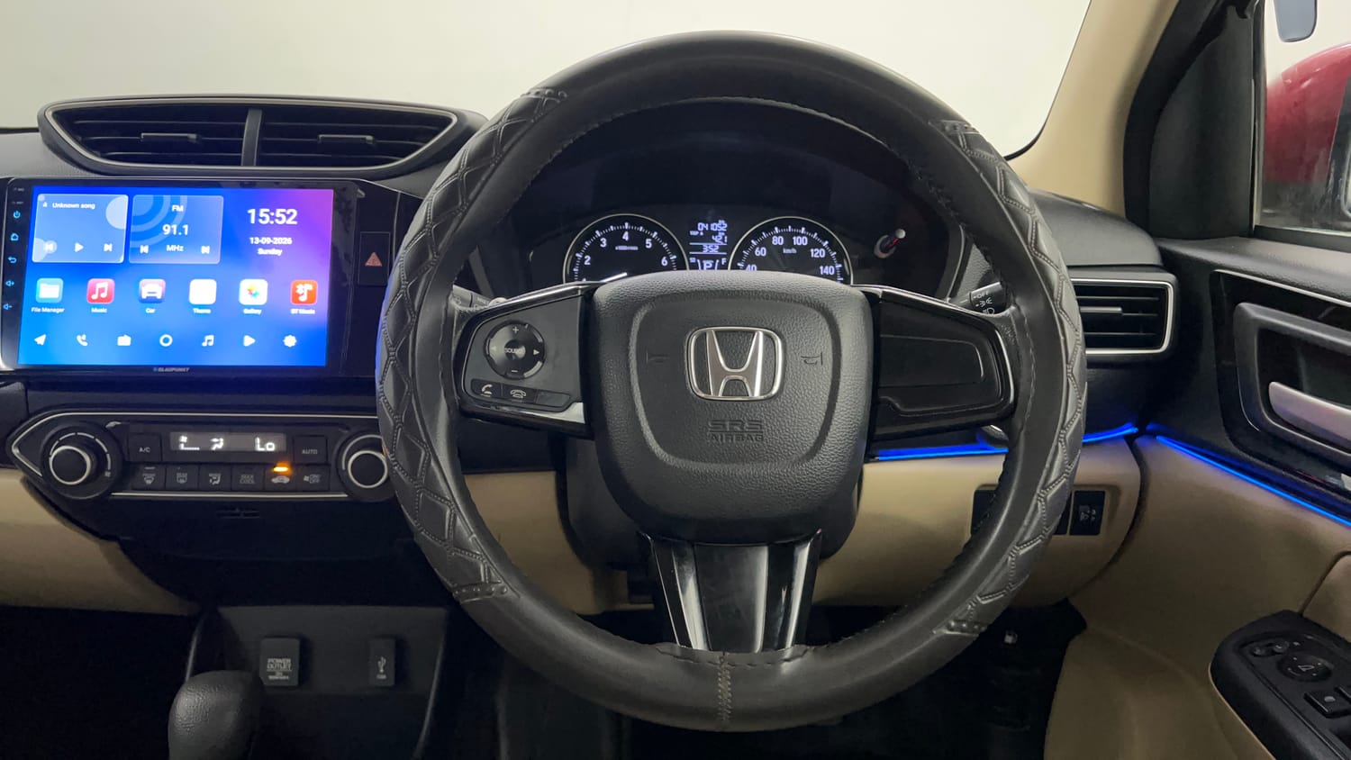 Used 2020 Honda Amaze 1.2 V CVT Petrol Petrol Automatic interior STEERING VIEW