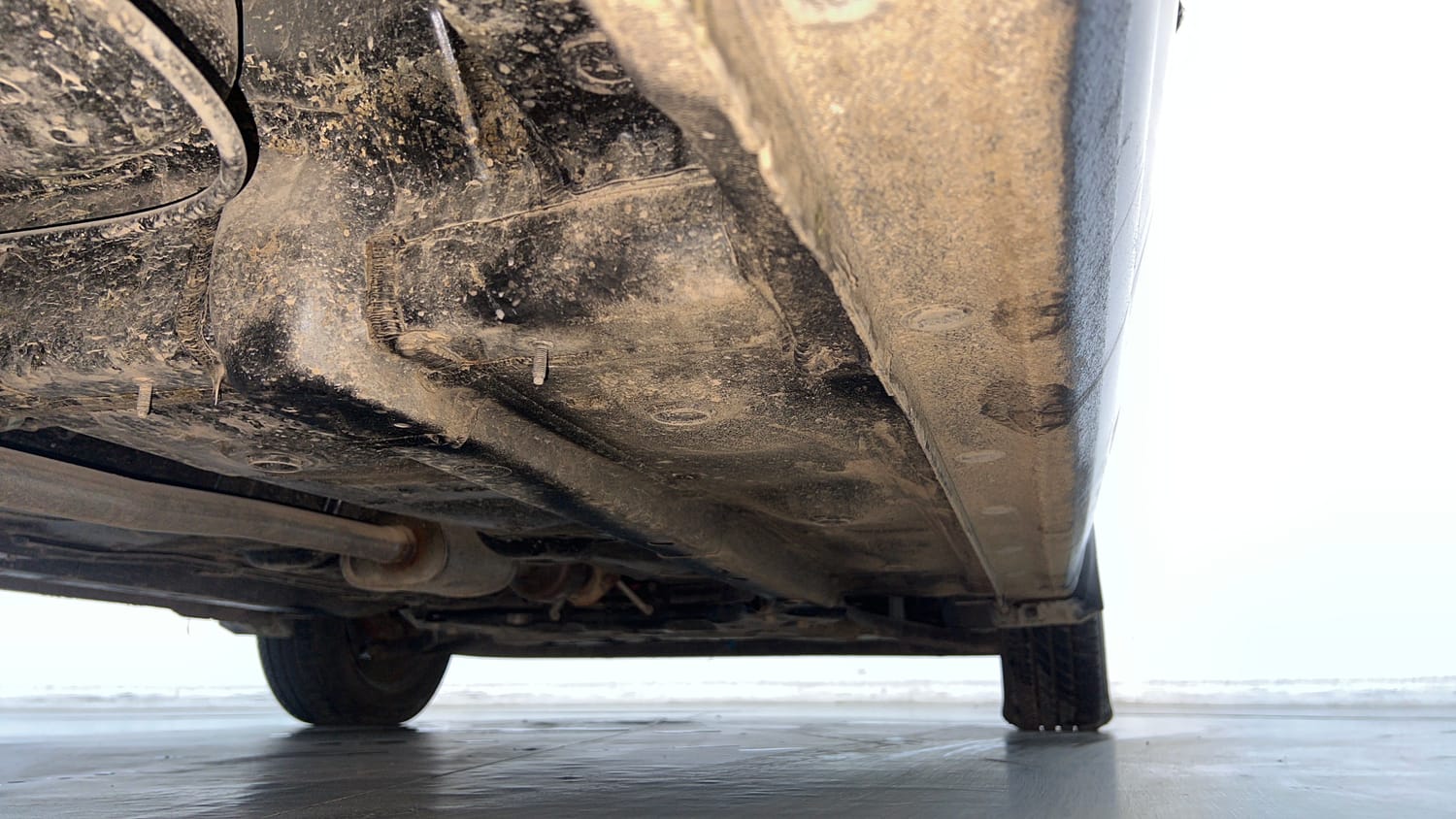 Used 2021 Hyundai Santro Sportz AMT Petrol Automatic extra REAR RIGHT UNDERBODY VIEW