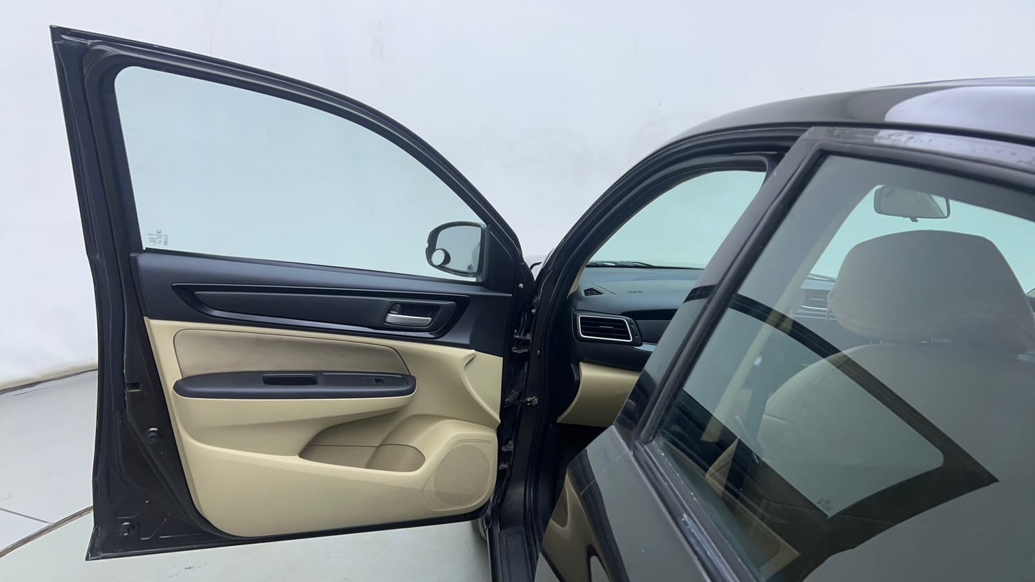Used 2020 Honda Amaze 1.2 VX CVT Petrol Petrol Automatic interior LEFT FRONT DOOR OPEN VIEW