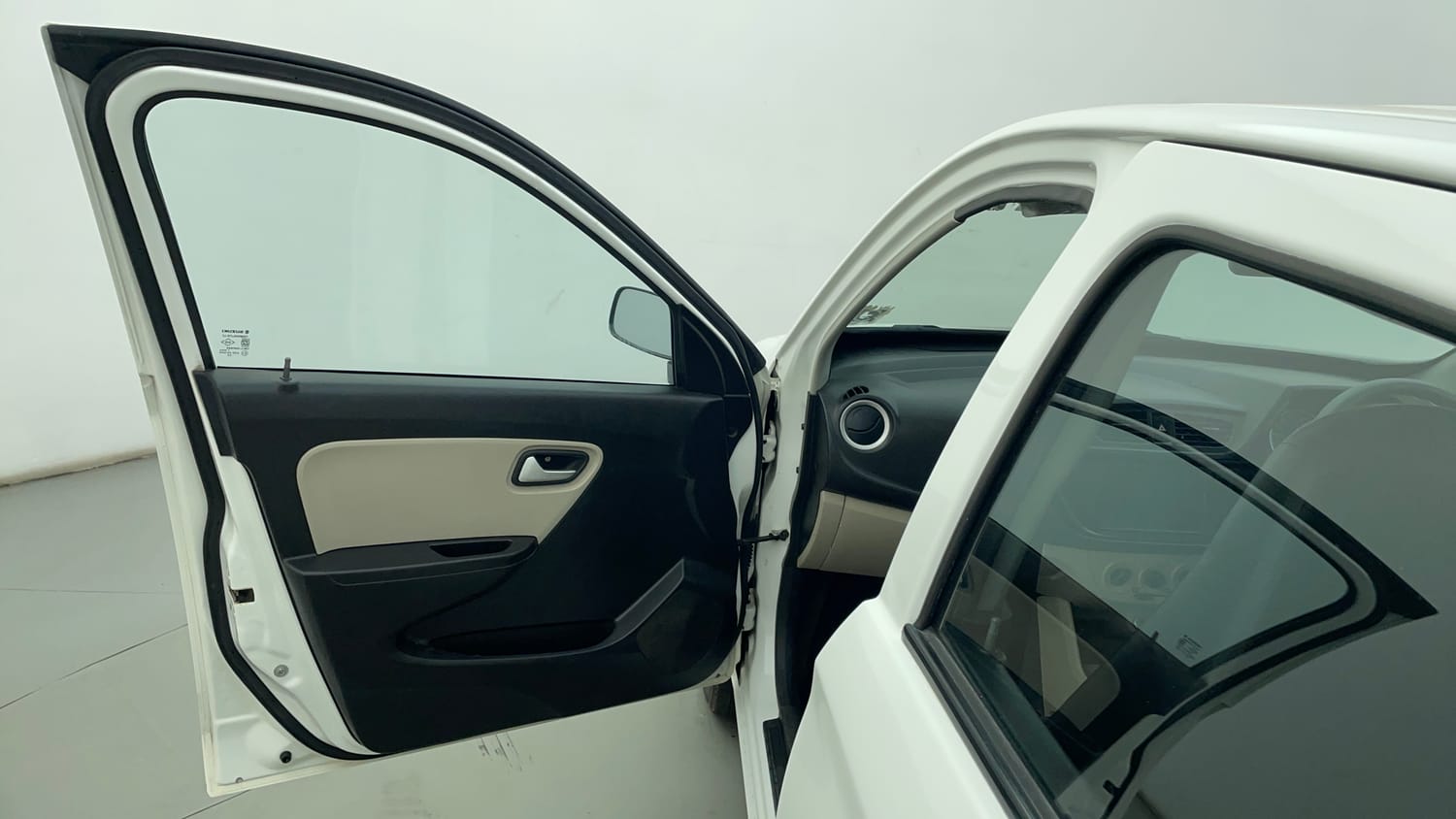 Used 2020 Maruti Suzuki Alto 800 LXi Petrol Manual interior LEFT FRONT DOOR OPEN VIEW