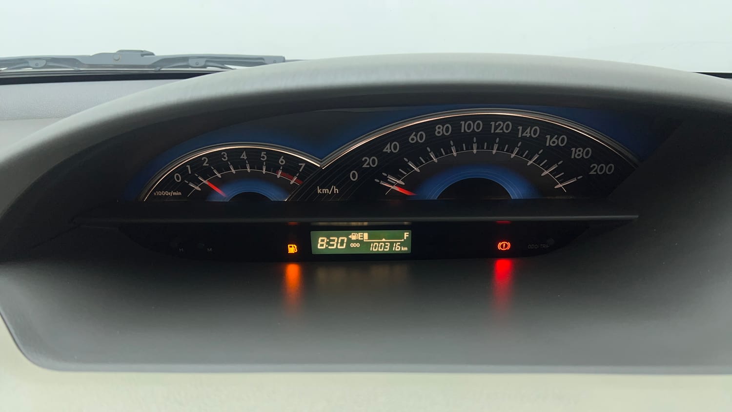 Used 2016 Toyota Etios VX Petrol Manual interior CLUSTERMETER VIEW