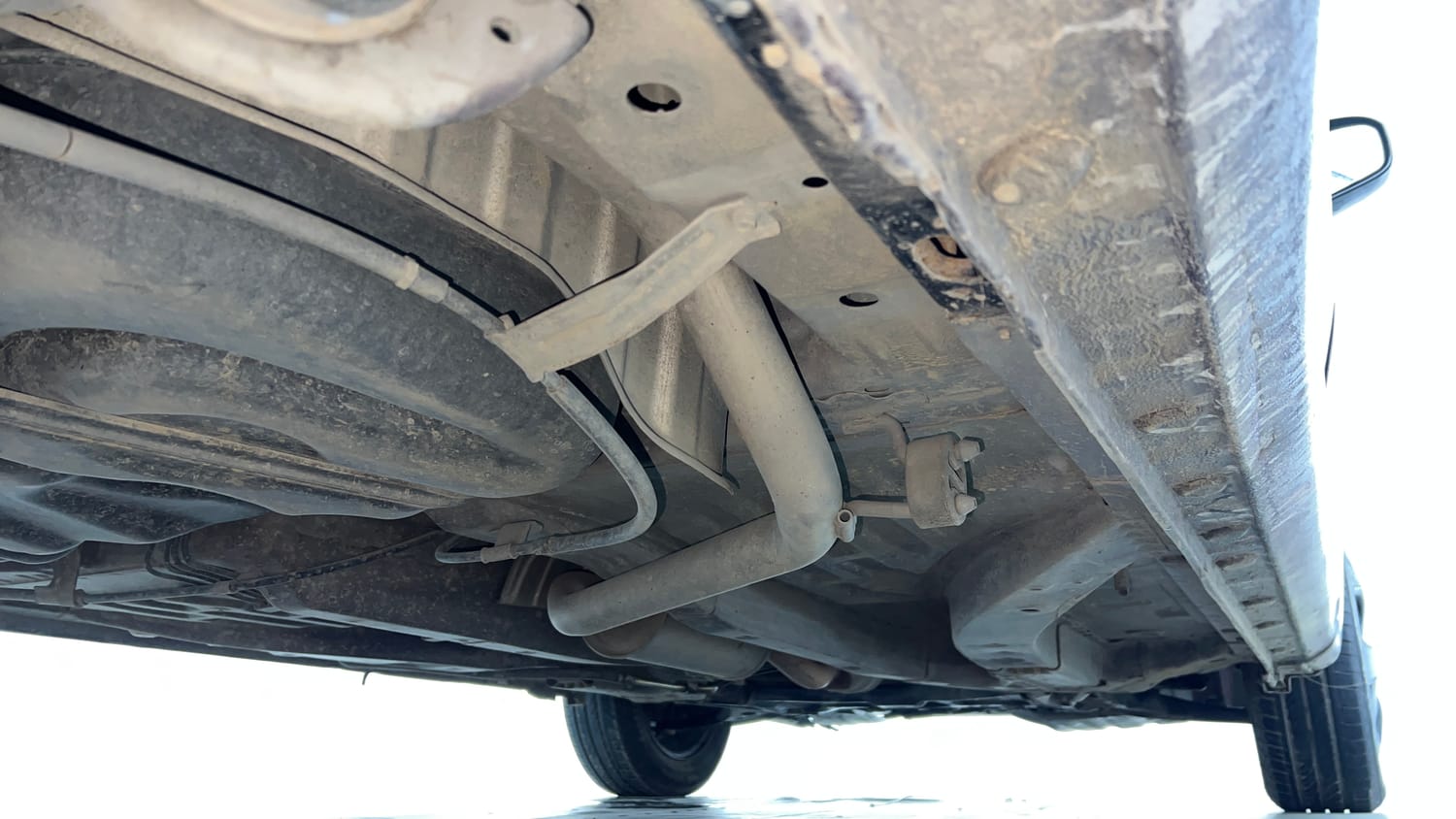 Used 2014 Honda Mobilio S Petrol Petrol Manual extra REAR RIGHT UNDERBODY VIEW
