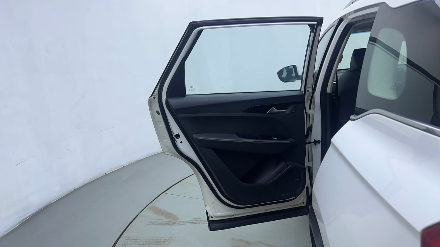 Used 2019 MG Motors Hector Sharp 1.5 DCT Petrol Petrol Automatic interior LEFT REAR DOOR OPEN VIEW
