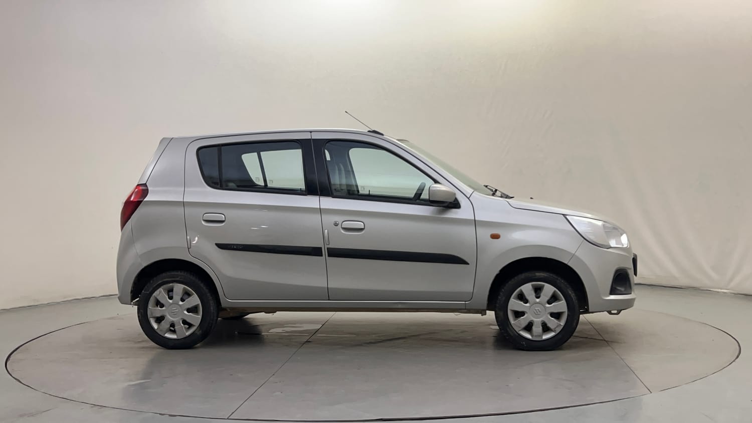 Used 2017 Maruti Suzuki Alto K10 VXi Petrol Manual exterior RIGHT SIDE VIEW