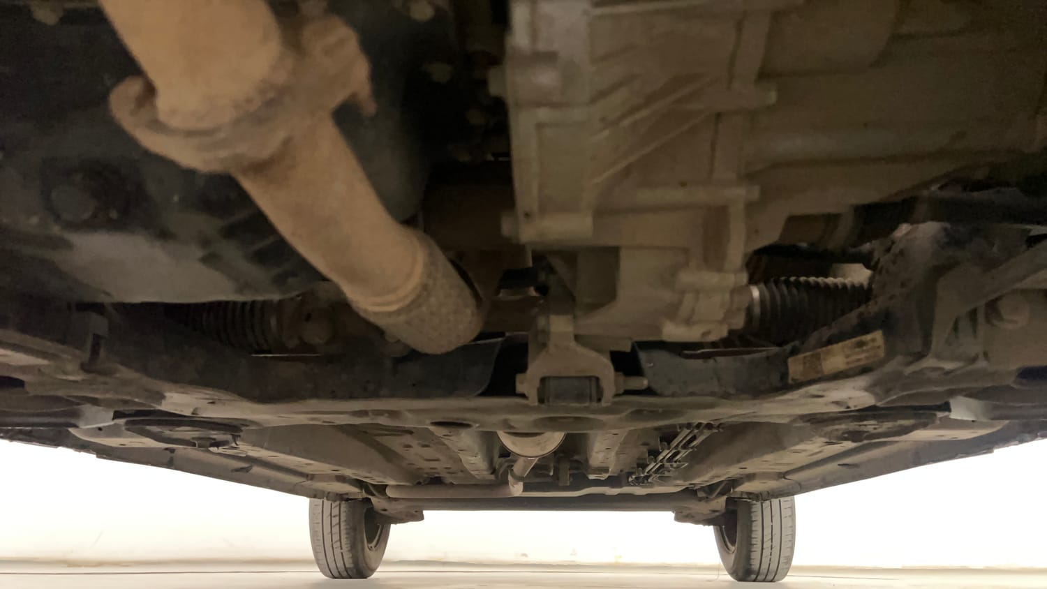 Used 2022 Tata Punch Adventure Rhythm Pack MT Petrol Manual extra FRONT LEFT UNDERBODY VIEW