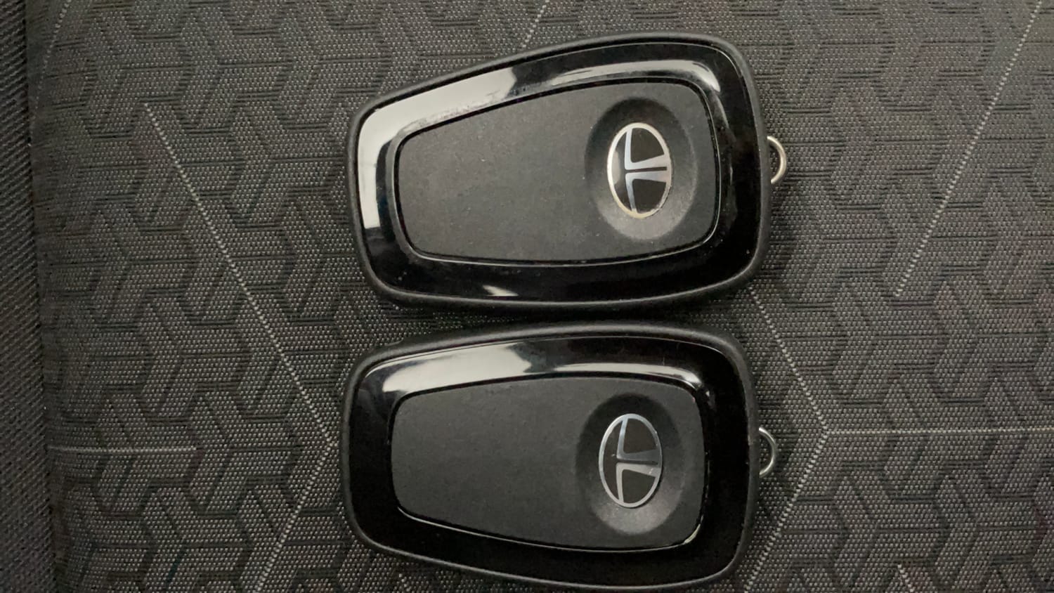 Used 2024 Tata Punch Accomplished MT Petrol Manual extra CAR KEY VIEW