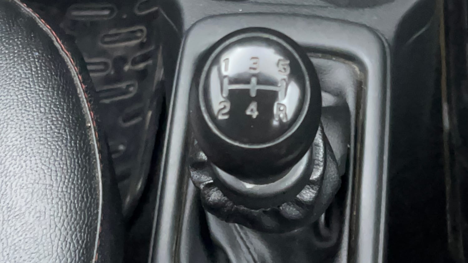 Used 2023 Maruti Suzuki Alto K10 VXi Plus Petrol Manual interior GEAR  KNOB VIEW