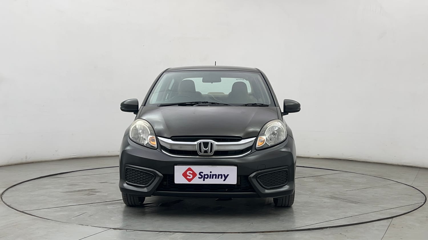 Used 2017 Honda Amaze 1.2 SX i-VTEC Petrol Manual exterior FRONT VIEW