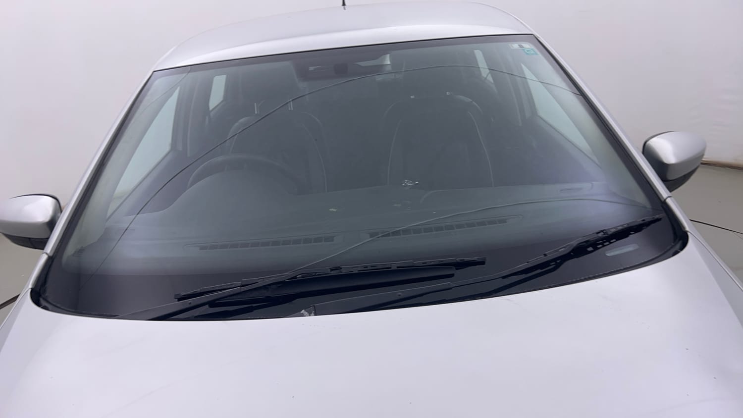 Used 2015 Volkswagen Polo Comfortline 1.2L (P) Petrol Manual exterior FRONT WINDSHIELD VIEW