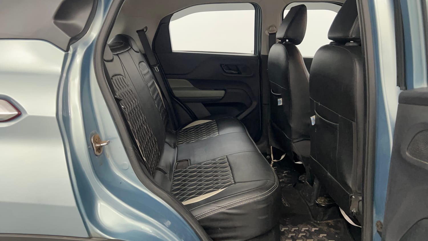 Used 2022 Tata Punch Adventure Rhythm Pack MT Petrol Manual interior RIGHT SIDE REAR DOOR CABIN VIEW