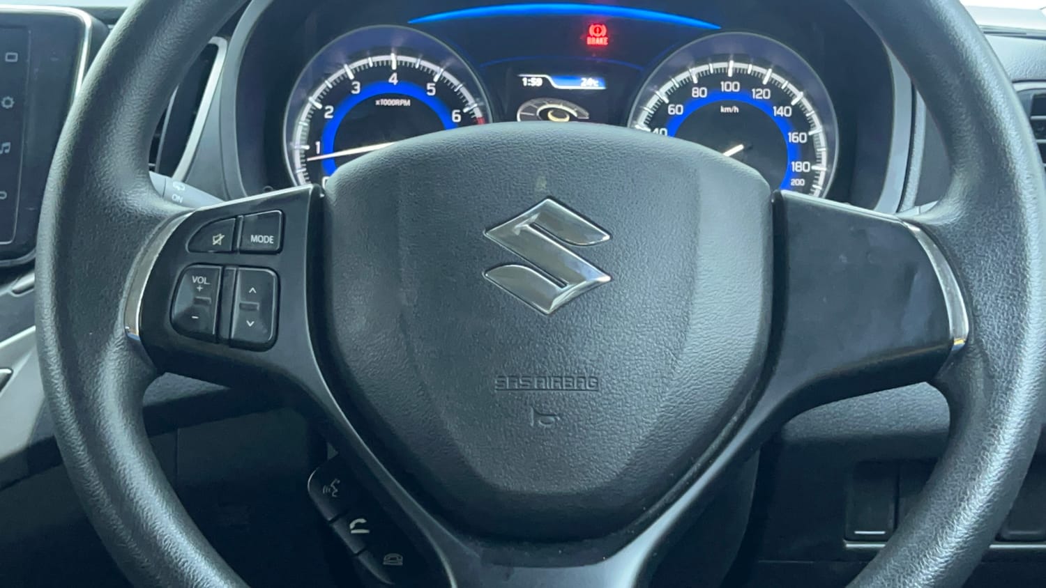 Used 2019 Maruti Suzuki Baleno Zeta 1.2 Petrol Manual top_features Airbags