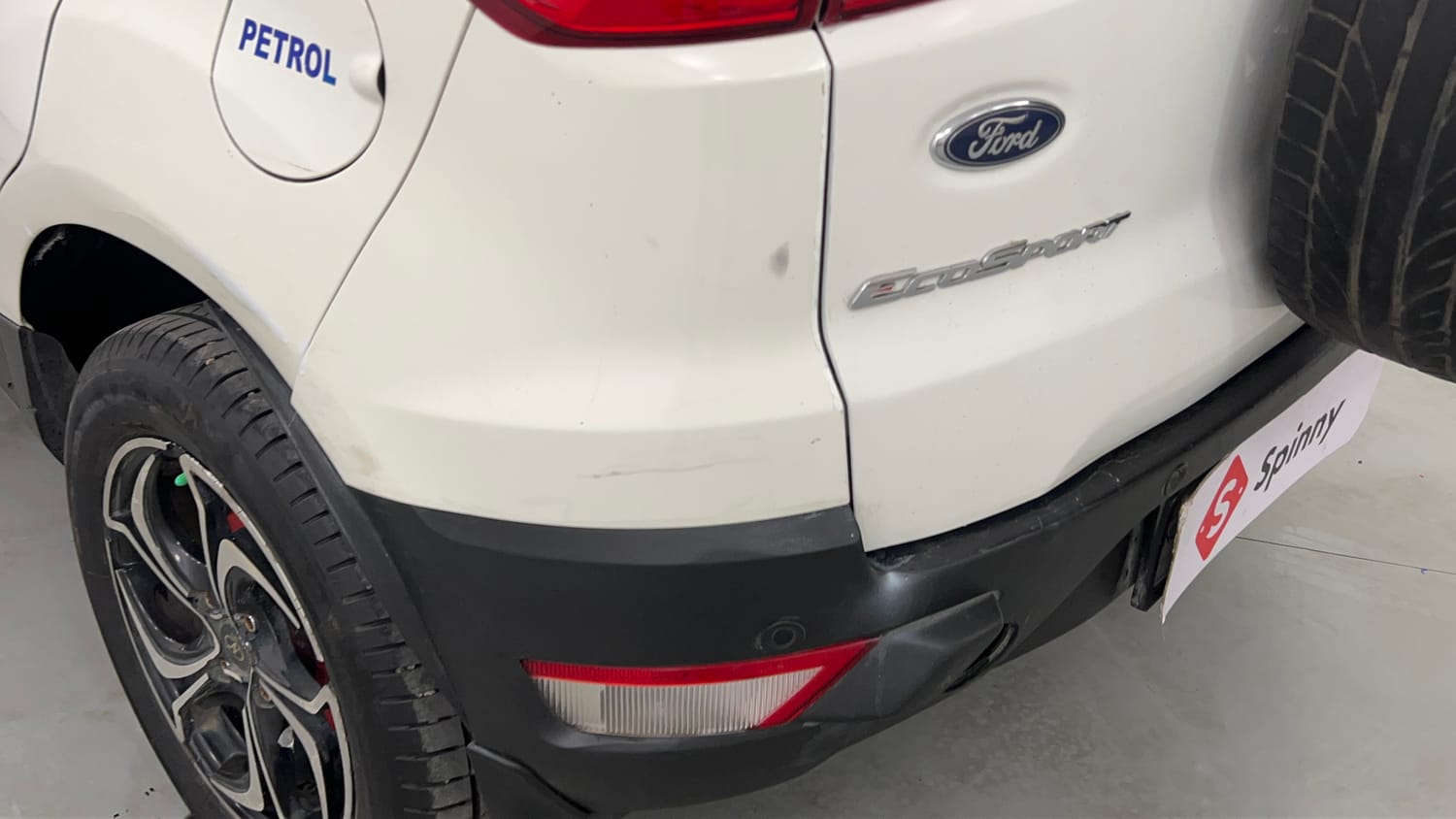 Used 2021 Ford EcoSport Trend 1.5L Ti-VCT Petrol Manual dents MINOR SCRATCH
