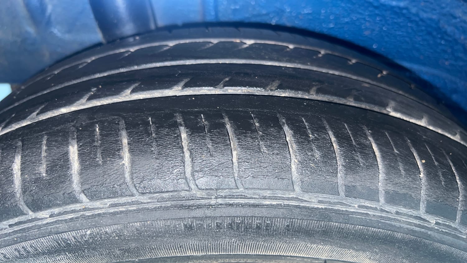 Used 2021 Maruti Suzuki Celerio ZXi Plus Petrol Manual tyres RIGHT REAR TYRE TREAD VIEW