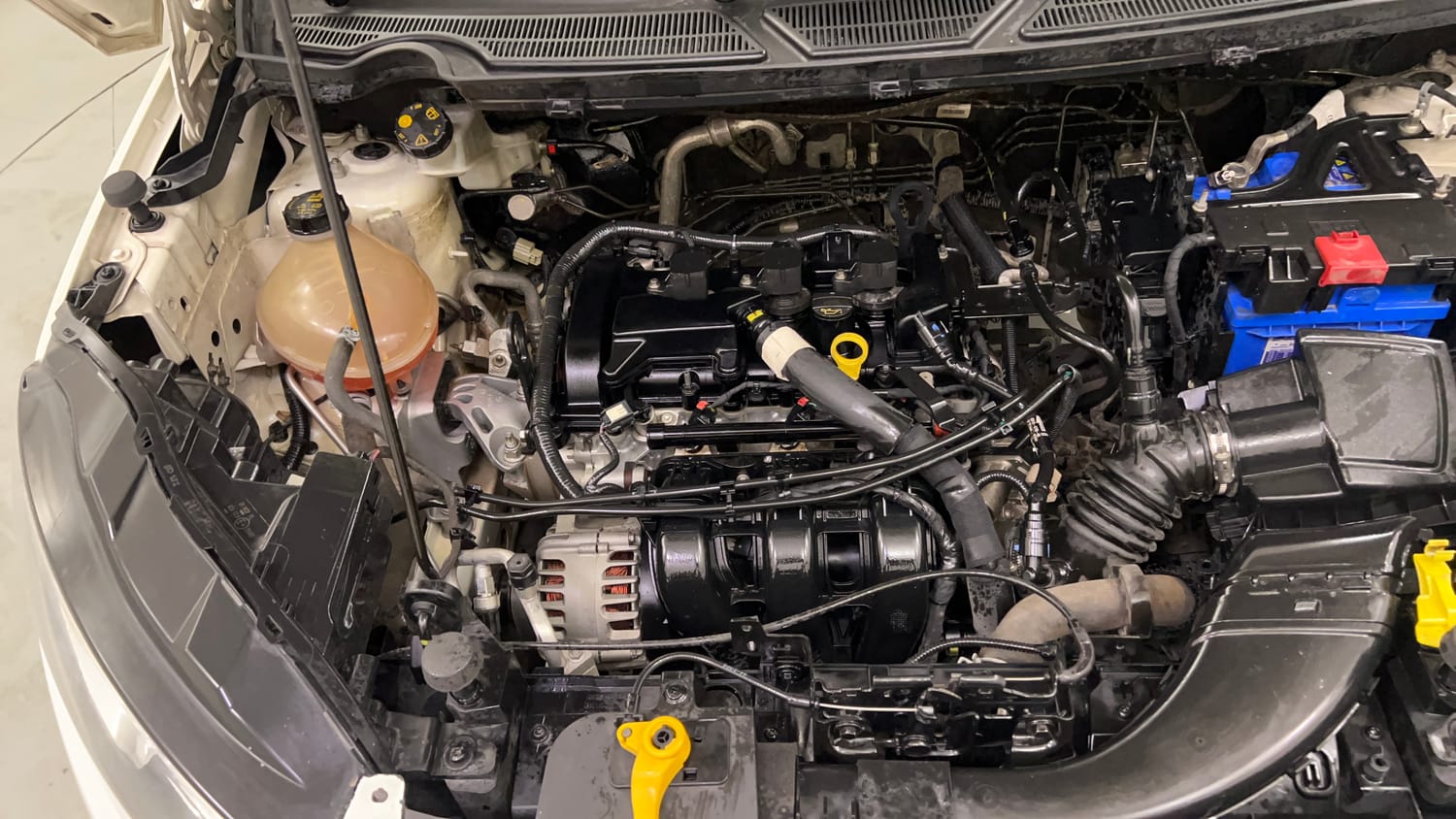 Used 2021 Ford EcoSport Trend 1.5L Ti-VCT Petrol Manual engine ENGINE RIGHT SIDE VIEW