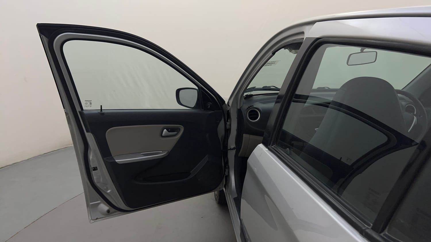 Used 2017 Maruti Suzuki Alto K10 VXi Petrol Manual interior LEFT FRONT DOOR OPEN VIEW