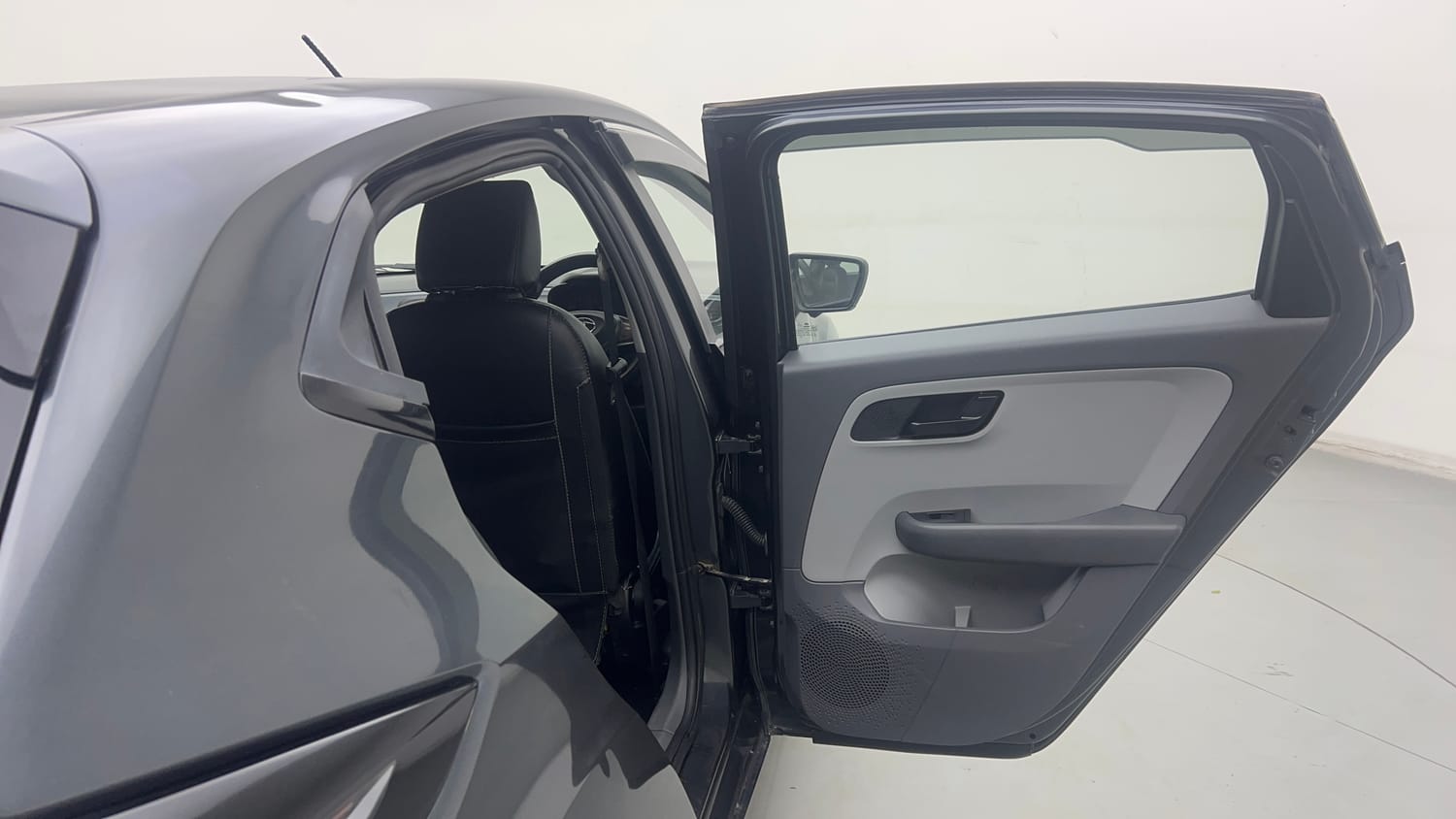 Used 2021 Tata Altroz XM Petrol Petrol Manual interior RIGHT REAR DOOR OPEN VIEW