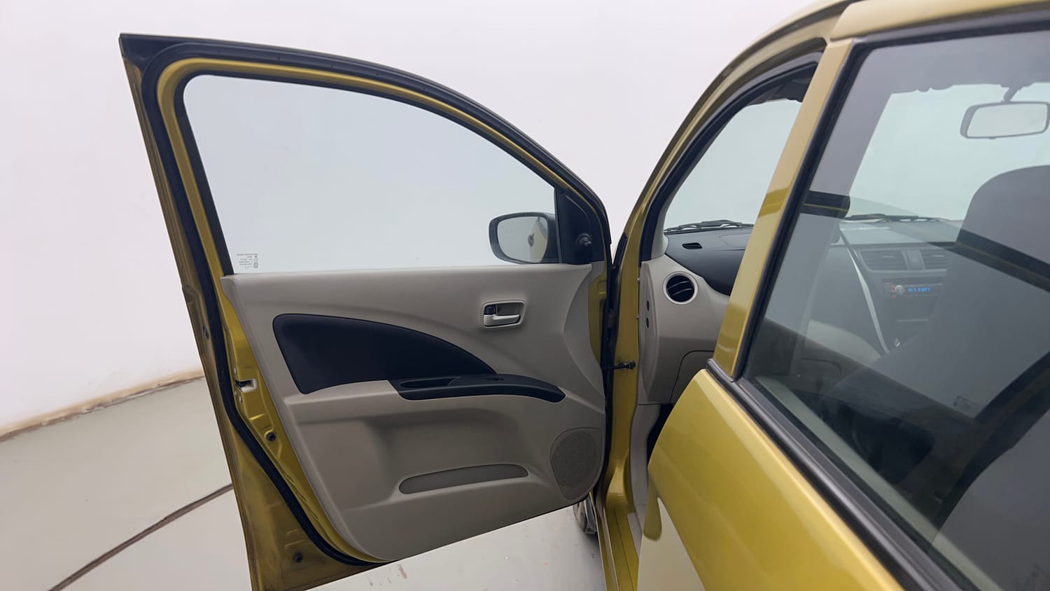 Used 2014 Maruti Suzuki Celerio VXi Petrol Manual interior LEFT FRONT DOOR OPEN VIEW