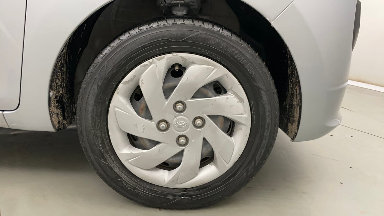 Used 2020 Hyundai New Santro 1.1 Sportz Petrol + CNG (outside fitted) Petrol+cng Manual tyres RIGHT FRONT TYRE RIM VIEW