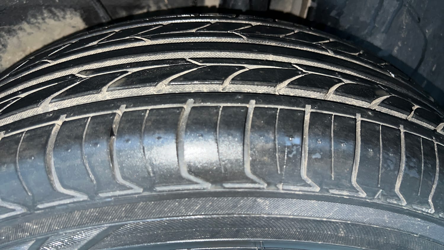 Used 2023 Tata Punch Adventure AMT Petrol Automatic tyres LEFT REAR TYRE TREAD VIEW