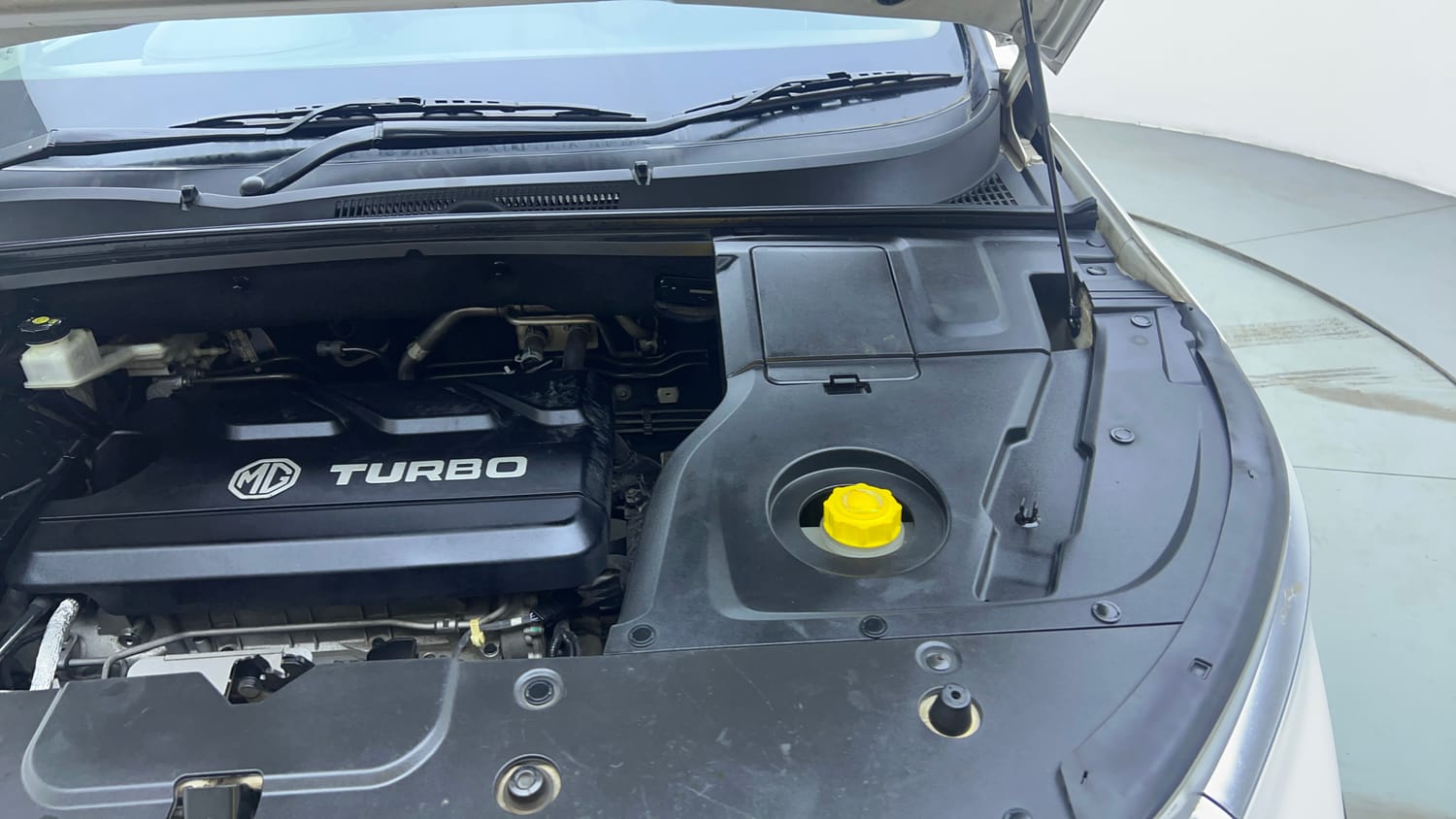 Used 2019 MG Motors Hector Sharp 1.5 DCT Petrol Petrol Automatic engine ENGINE LEFT SIDE VIEW