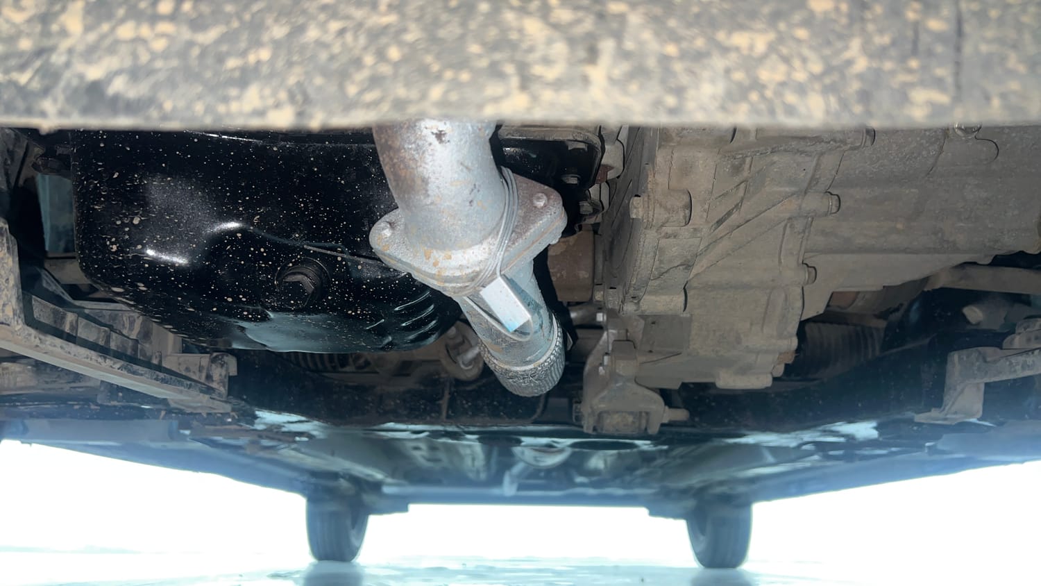 Used 2021 Tata Altroz XM Petrol Petrol Manual extra FRONT LEFT UNDERBODY VIEW