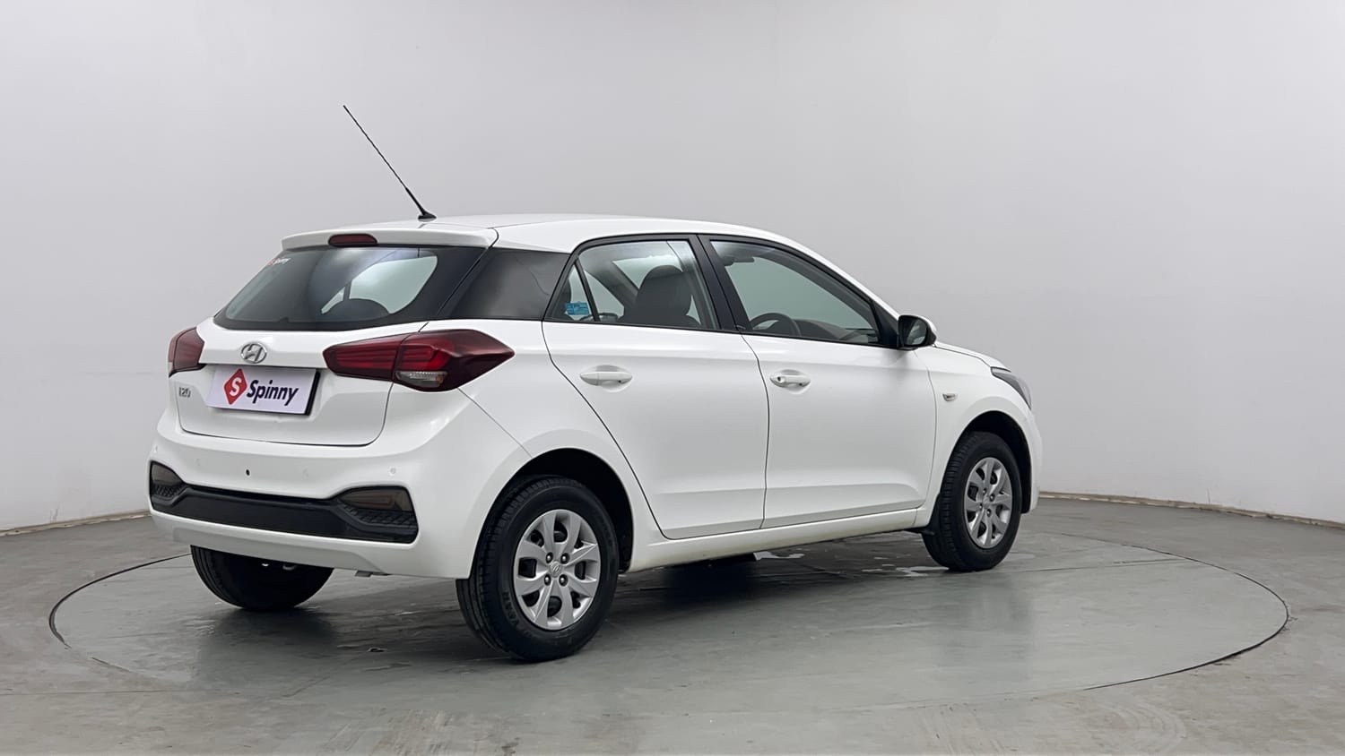 Used 2019 Hyundai Elite i20 Magna Plus 1.2 Petrol Manual exterior RIGHT REAR CORNER VIEW
