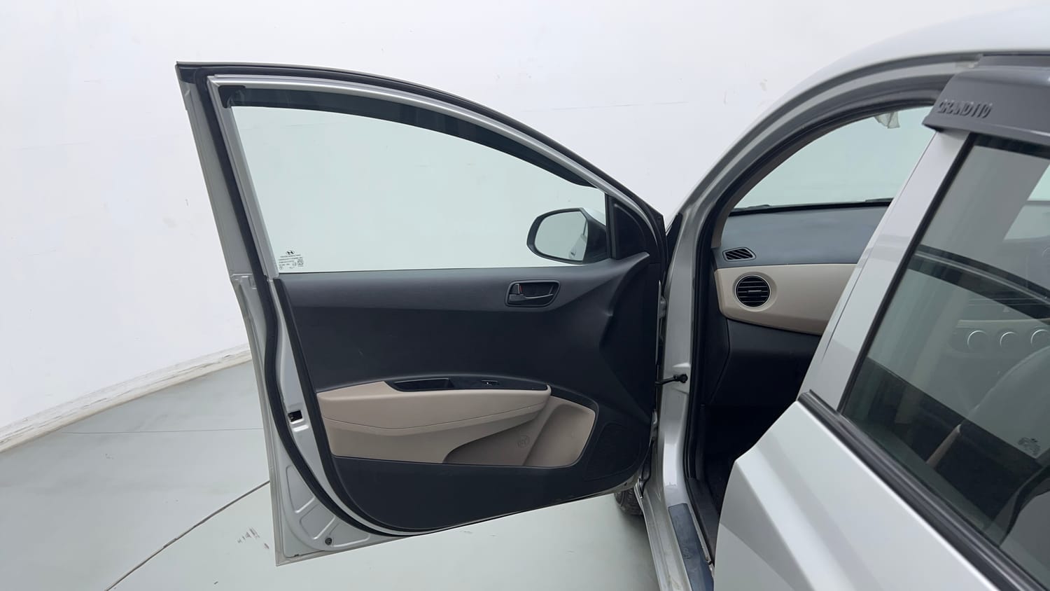 Used 2017 Hyundai Grand i10 Magna 1.2 Kappa VTVT Petrol Manual interior LEFT FRONT DOOR OPEN VIEW