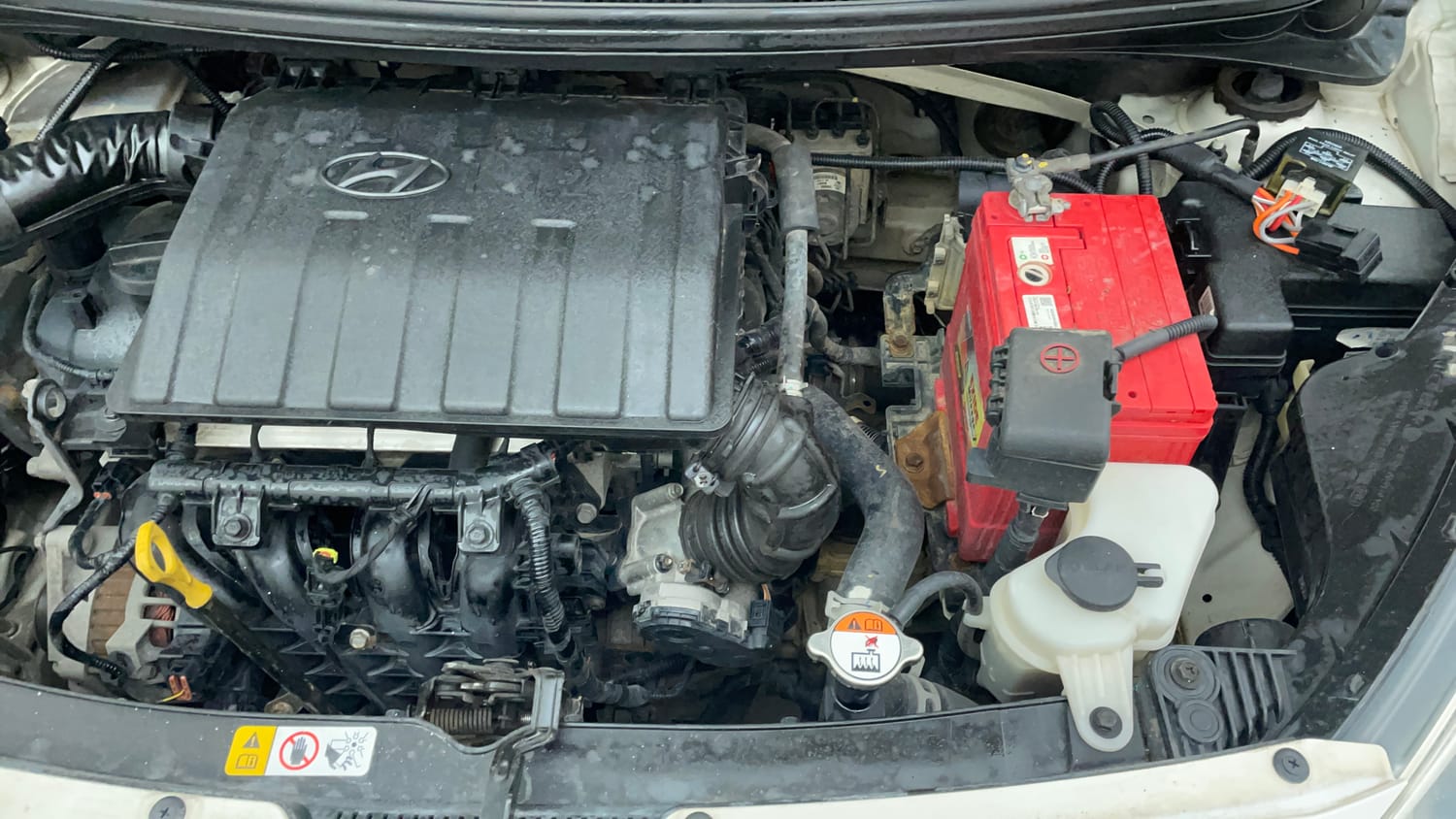Used 2016 Hyundai Xcent S 1.2 Petrol Manual engine ENGINE LEFT SIDE VIEW