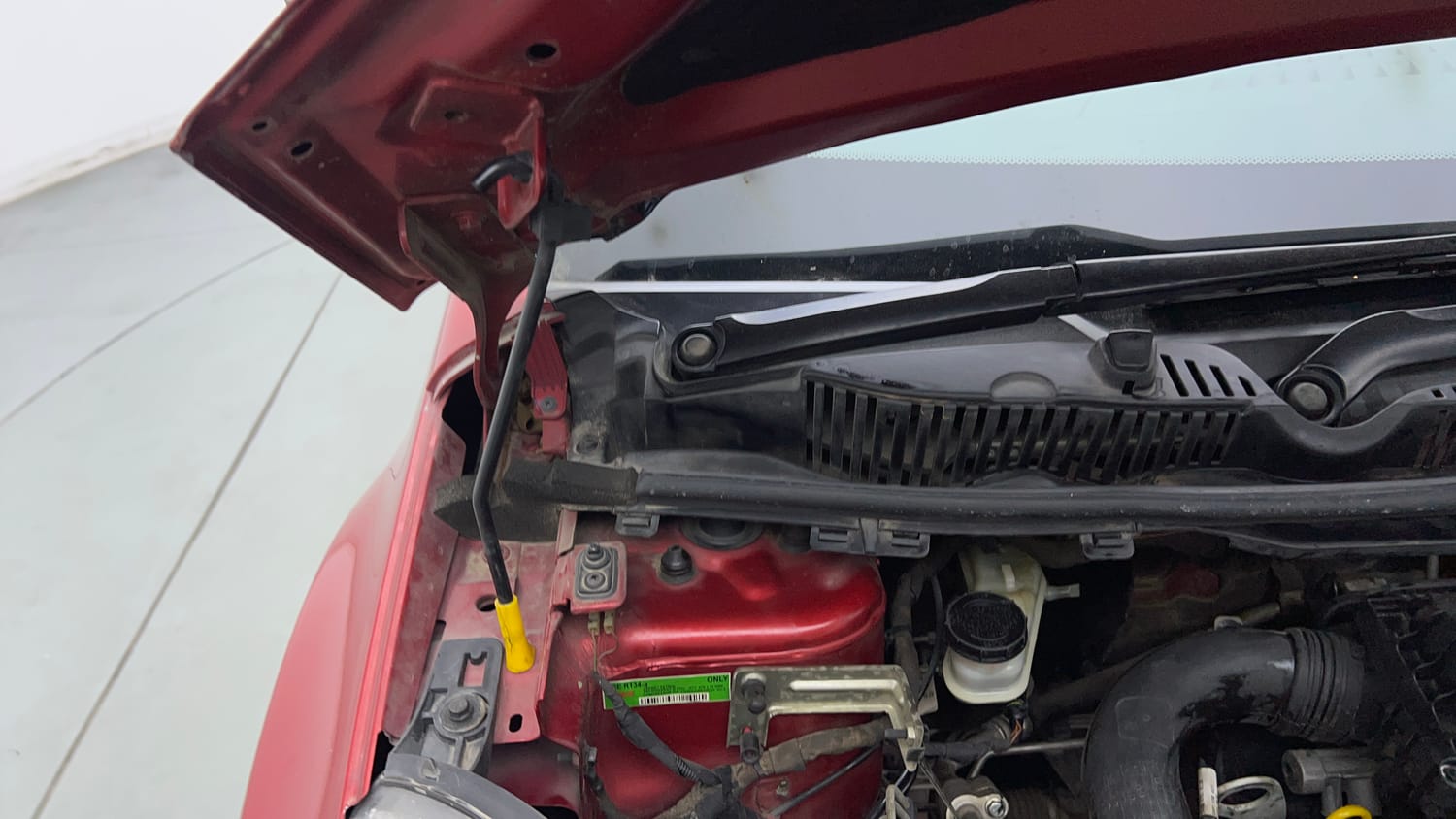 Used 2018 Tata Nexon XZA Plus Petrol Dual Tone Petrol Automatic engine ENGINE RIGHT SIDE HINGE & APRON VIEW