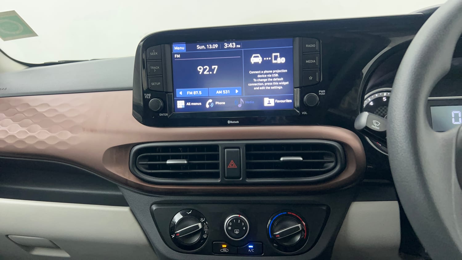 Used 2022 Hyundai Aura SX 1.2 Petrol Petrol Manual interior MUSIC SYSTEM & AC CONTROL VIEW