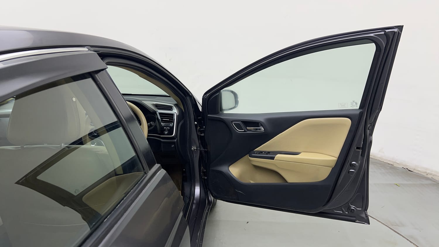 Used 2022 Honda City 4th Generation V Petrol Petrol Manual interior RIGHT FRONT DOOR OPEN VIEW
