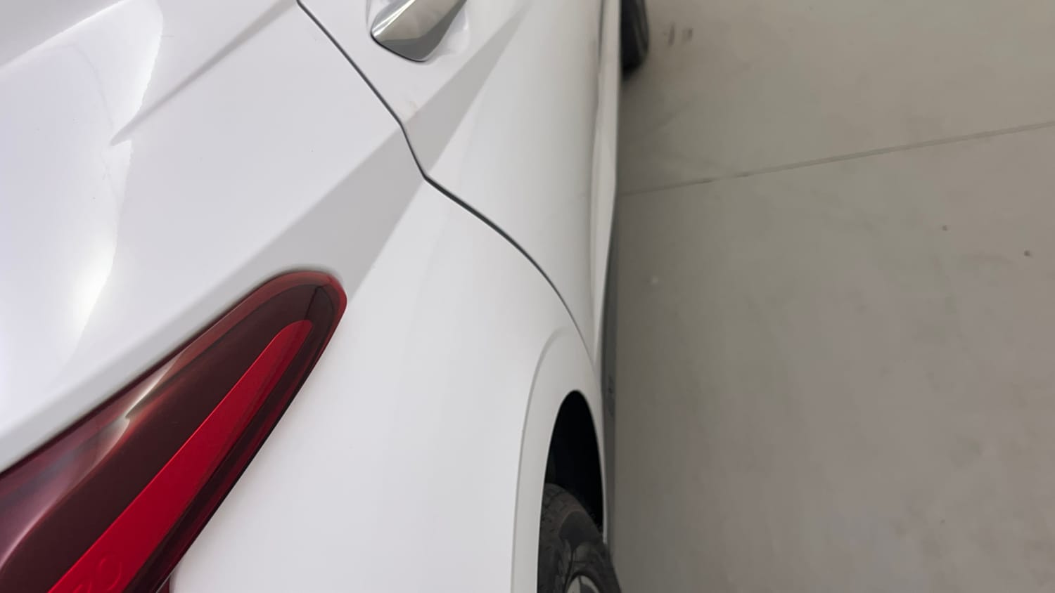 Used 2025 Hyundai New i20 Asta (O) 1.2 IVT Petrol Automatic dents MINOR SCRATCH
