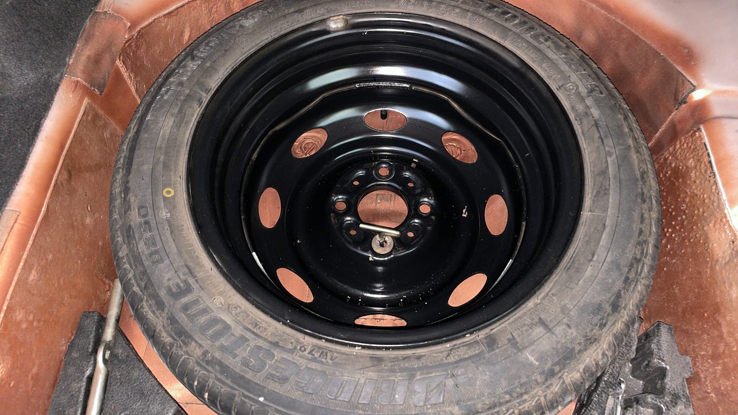Used 2017 Tata Tigor Revotron XZ (O) Petrol Manual tyres SPARE TYRE VIEW