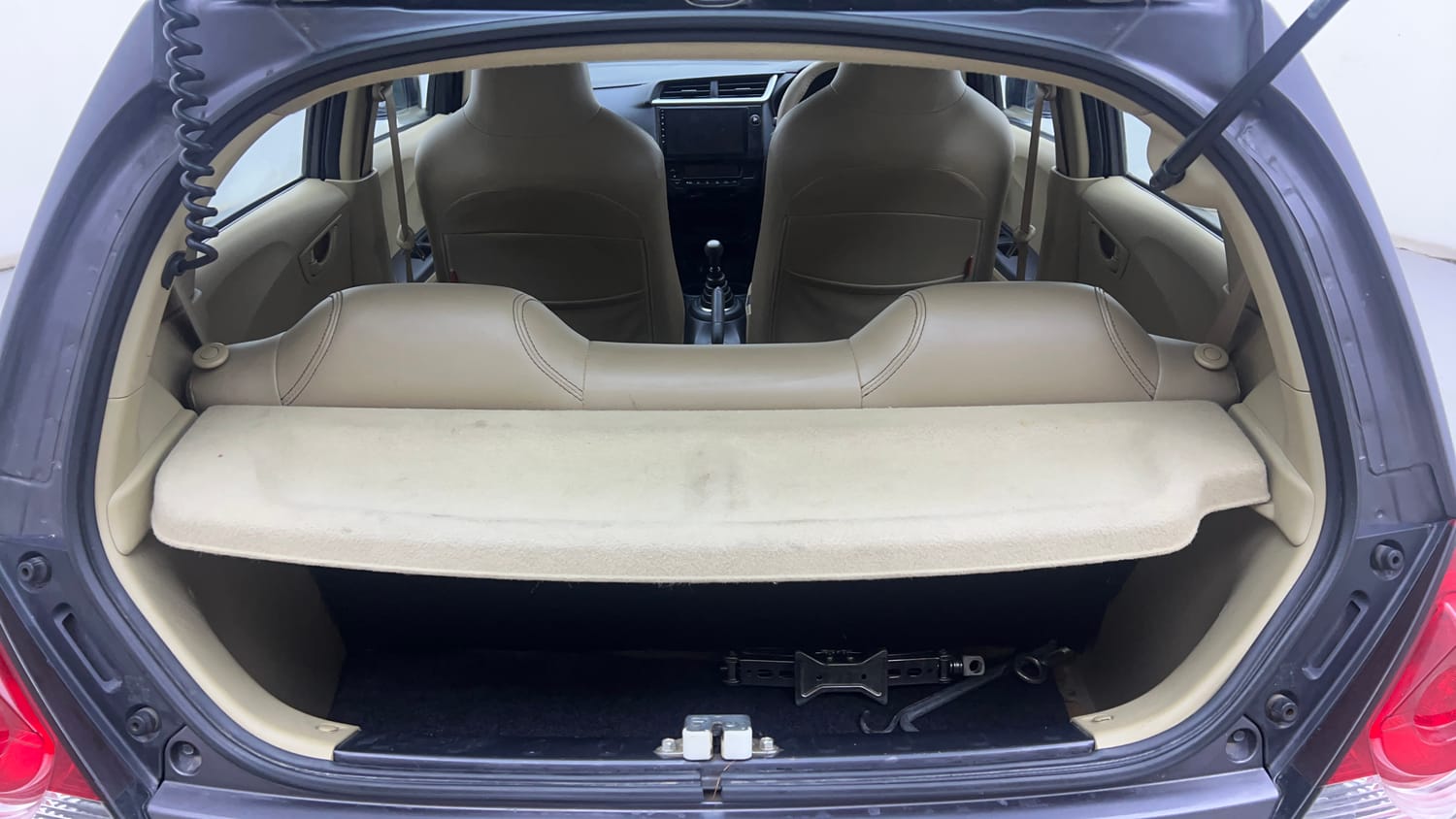 Used 2018 Honda Brio S (O)MT Petrol Manual interior DICKY INSIDE VIEW