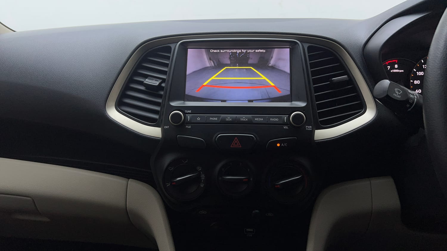 Used 2021 Hyundai Santro Sportz AMT Petrol Automatic top_features Rear camera