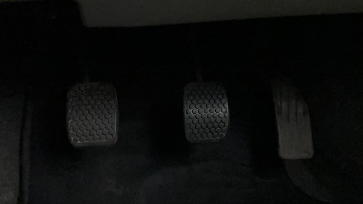 Used 2014 Maruti Suzuki Celerio VXi Petrol Manual interior PEDALS VIEW