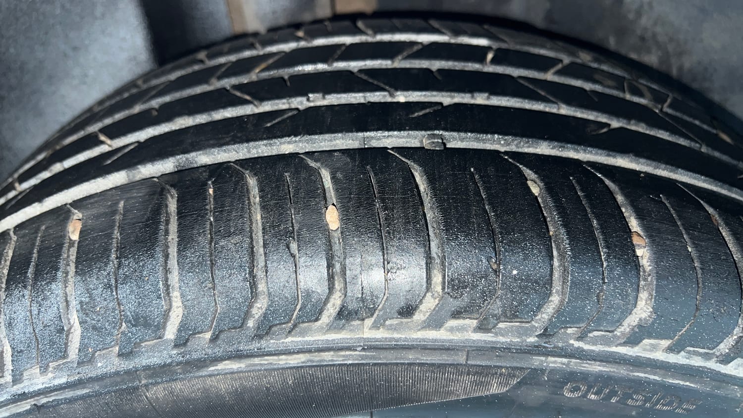 Used 2023 Skoda Slavia Ambition 1.0L TSI MT Petrol Manual tyres RIGHT REAR TYRE TREAD VIEW