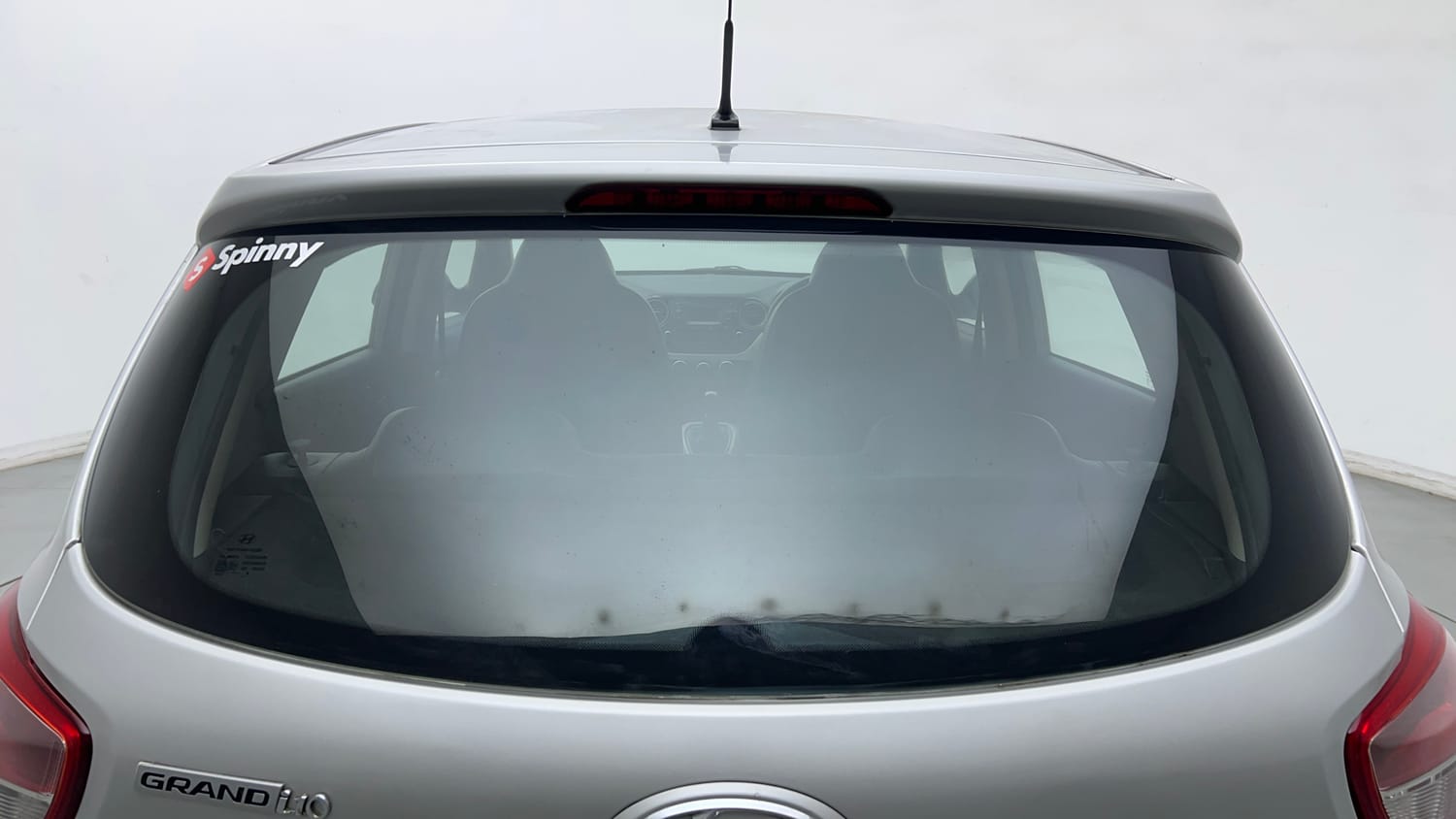 Used 2018 Hyundai Grand i10 Magna 1.2 Kappa VTVT Petrol Manual exterior BACK WINDSHIELD VIEW