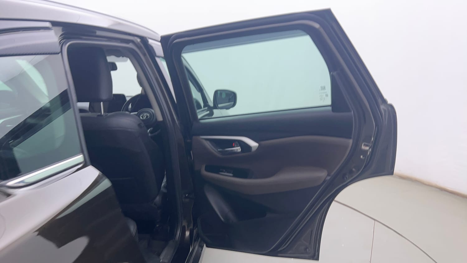 Used 2024 Toyota Urban Cruiser Hyryder V Hybrid Hybrid Automatic interior RIGHT REAR DOOR OPEN VIEW